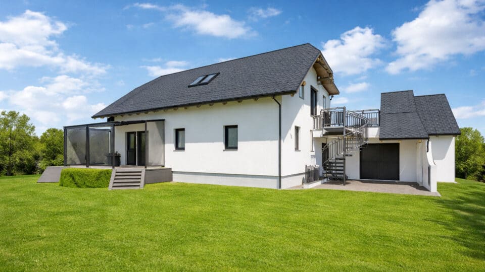 aufstockung_einfamilienhaus_st-pantaleon_mit_zweiter_wohneinheit